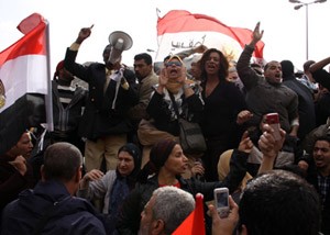 tahrir4fev11_300_214.jpg